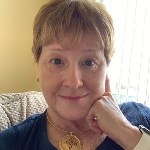 Meet your Posher, Rita